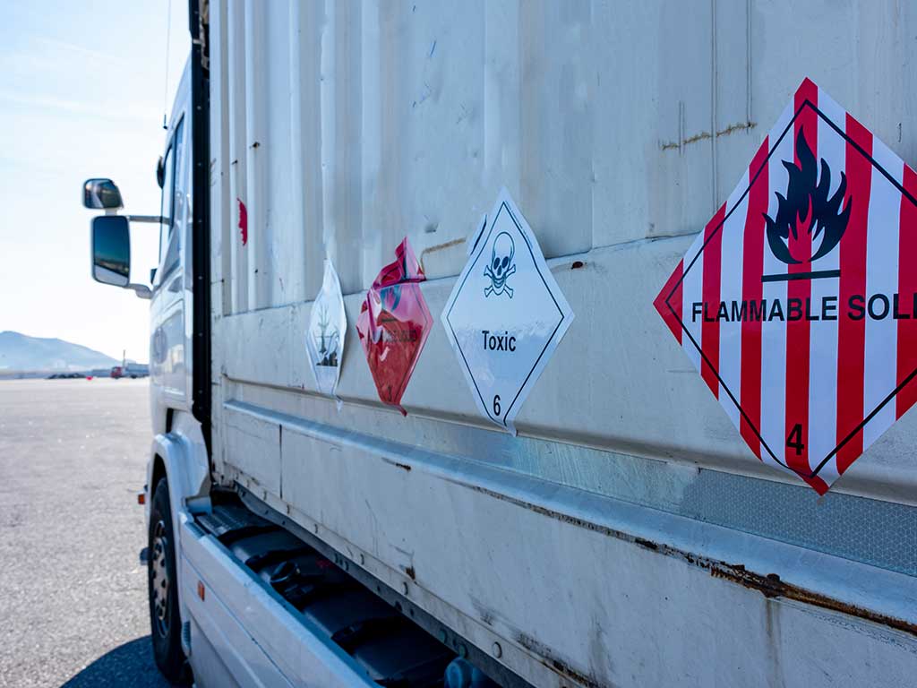 Incarico Consulente ADR trasporto merci pericolose su strada Cefis srl