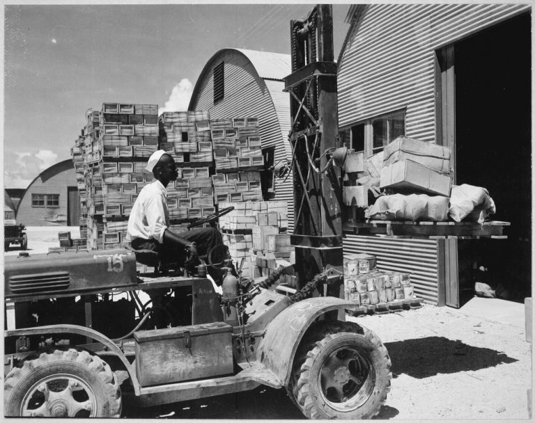 La storia del pallet in legno: dalla seconda guerra mondiale, dagli Usa in Europa